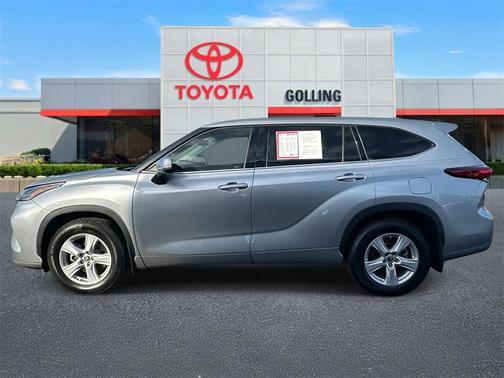 2021 Toyota Highlander LE