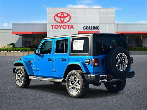 2022 Jeep Wrangler Unlimited Sahara