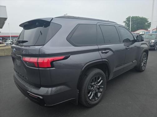 2023 Toyota Sequoia Platinum