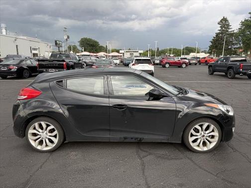 2013 Hyundai Veloster Base