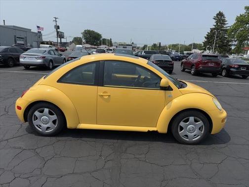 2000 Volkswagen New Beetle GLS