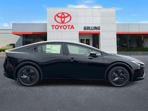 Midnight Black Metallic 2026 Toyota Prius Plug-In Hybrid SE