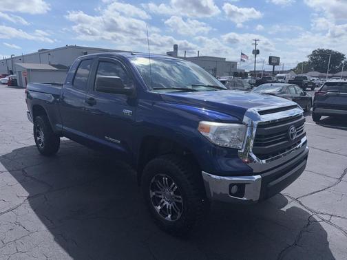 2015 Toyota Tundra SR5