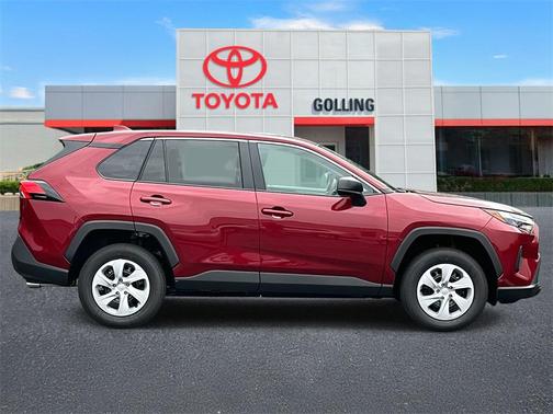 2025 Toyota RAV4 LE