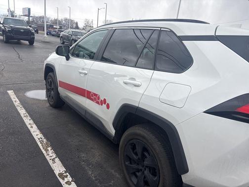 Super White 2021 Toyota RAV4 LE