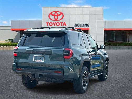 2025 Toyota 4Runner TRD Off Road