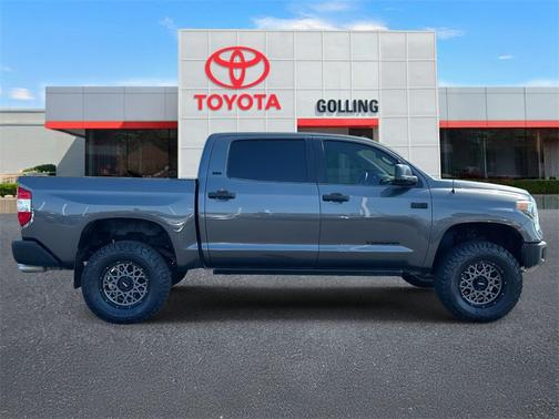 2018 Toyota Tundra SR5