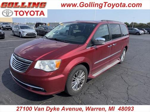 2014 Chrysler Town & Country Touring-L