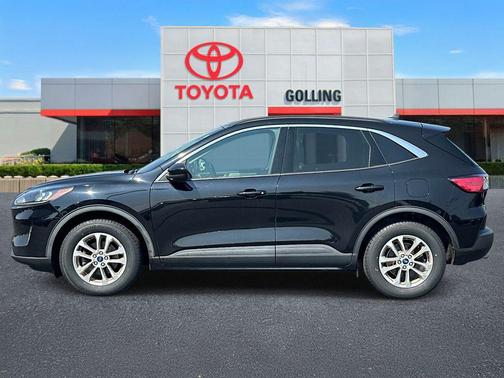 Agate Black Metallic 2020 Ford Escape SE