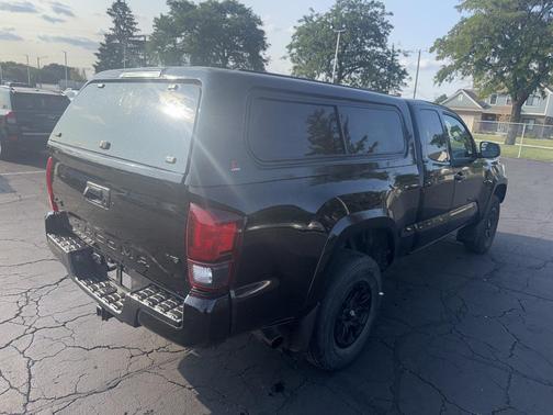 2022 Toyota Tacoma SR5