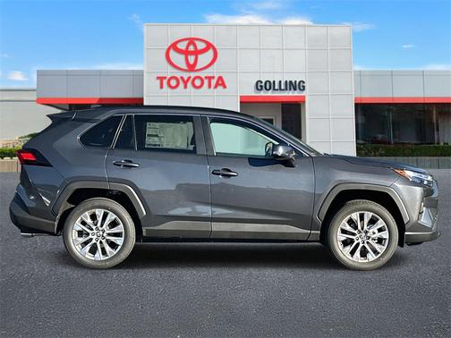 2025 Toyota RAV4 XLE Premium