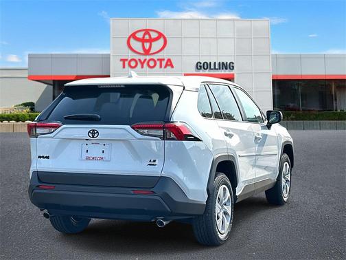 2025 Toyota RAV4 LE