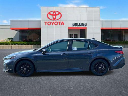 Dark Cosmos 2026 Toyota Camry SE