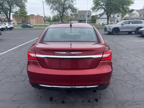 2013 Chrysler 200 Touring