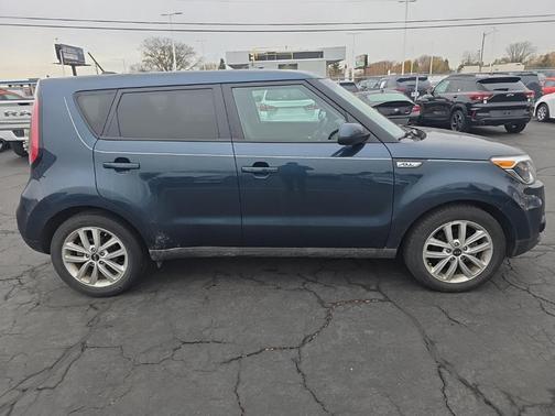 2017 Kia Soul +