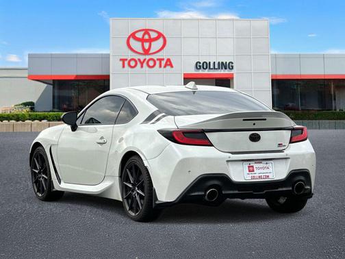 Halo 2023 Toyota GR86 Premium