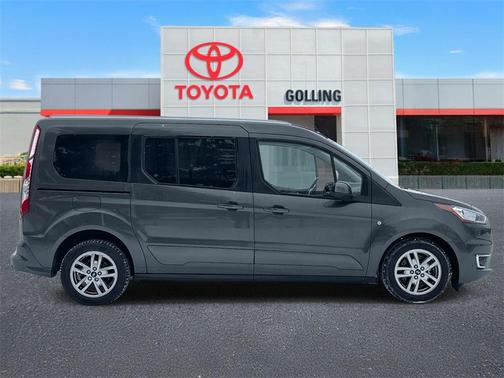 2019 Ford Transit Connect Titanium w/Rear Liftgate