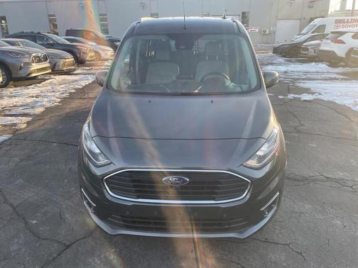 2019 Ford Transit Connect Titanium w/Rear Liftgate