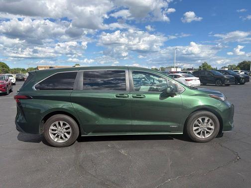 Cypress 2021 Toyota Sienna LE