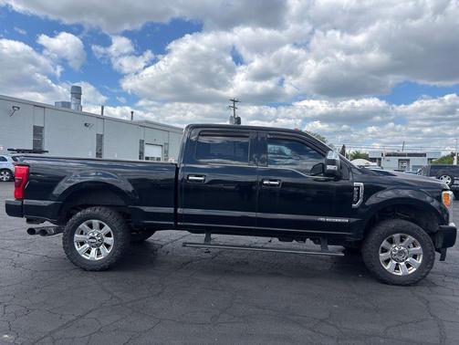 Shadow Black 2017 Ford F-350 Platinum