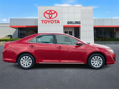 2014 Toyota Camry LE