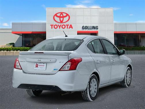 2016 Nissan Versa 1.6 SV