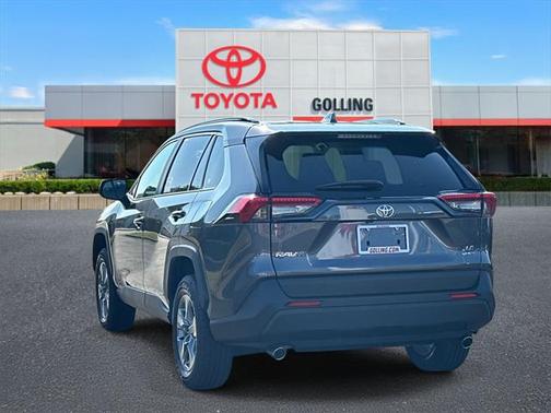 2025 Toyota RAV4 Hybrid LE
