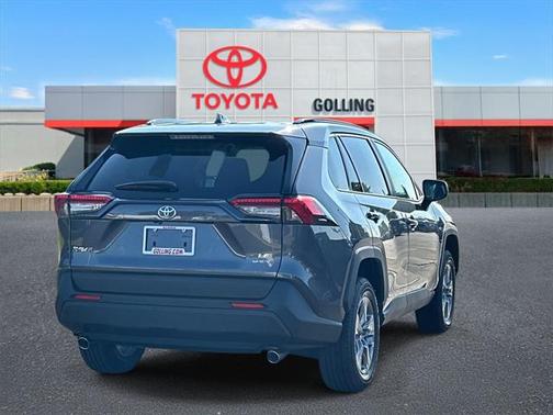 2025 Toyota RAV4 Hybrid LE