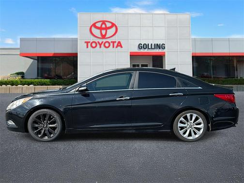 2011 Hyundai SONATA Limited 2.0T