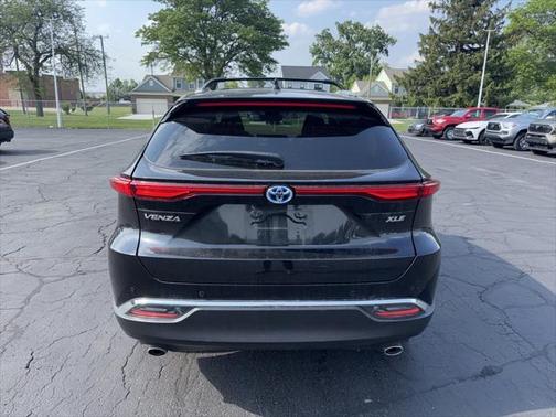 2024 Toyota Venza XLE