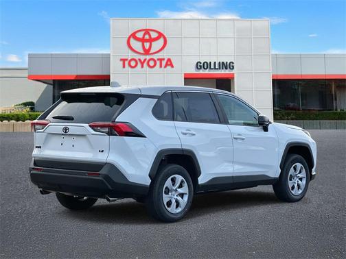 2025 Toyota RAV4 LE