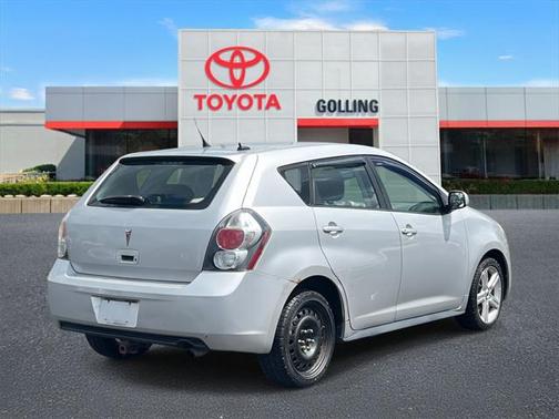 2009 Pontiac Vibe Base