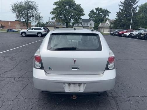 2009 Pontiac Vibe Base