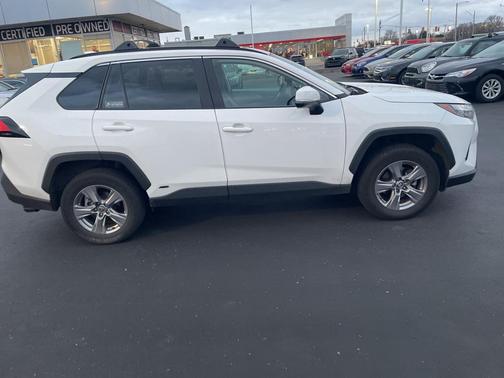 2023 Toyota RAV4 Hybrid XLE