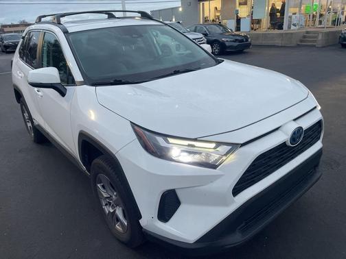 2023 Toyota RAV4 Hybrid XLE