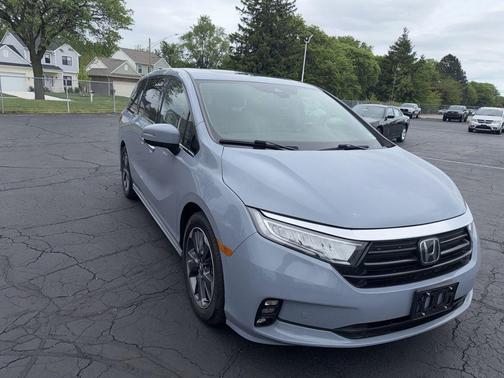 Gray 2023 Honda Odyssey Elite