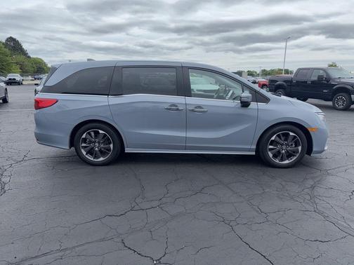 Gray 2023 Honda Odyssey Elite