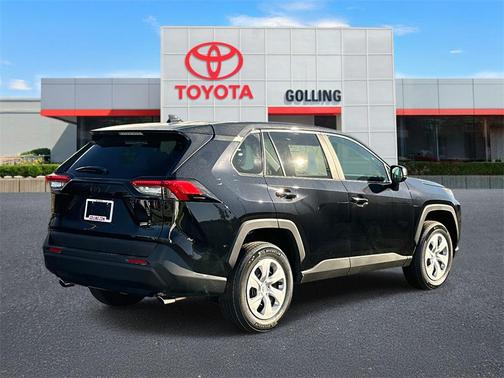 2025 Toyota RAV4 LE