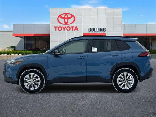 2026 Toyota Corolla Cross LE