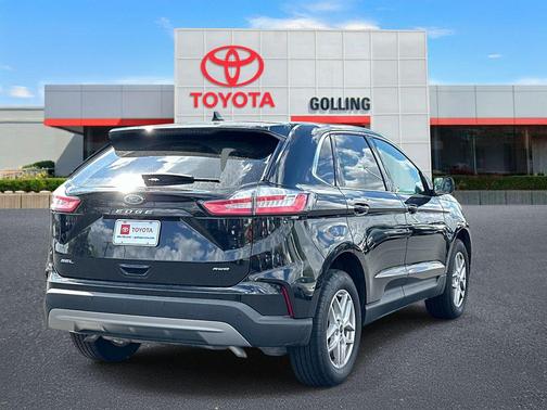 Agate Black Metallic 2024 Ford Edge SEL