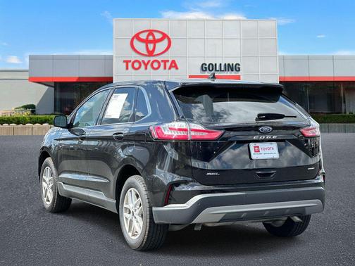 Agate Black Metallic 2024 Ford Edge SEL
