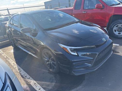 Midnight Black Metallic 2024 Toyota Corolla SE