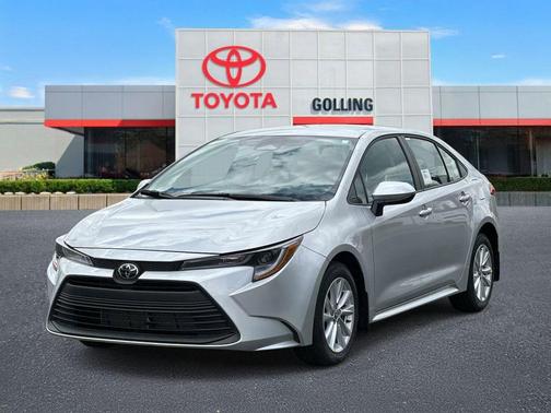 Classic Silver Metallic 2026 Toyota Corolla LE