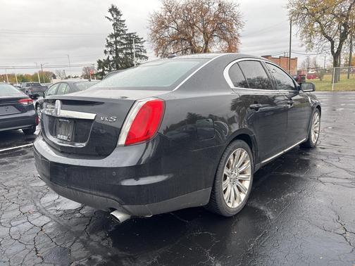 2009 Lincoln MKS Base