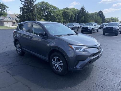 2017 Toyota RAV4 LE