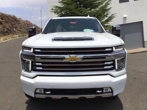 2023 Chevrolet Silverado 3500 High Country