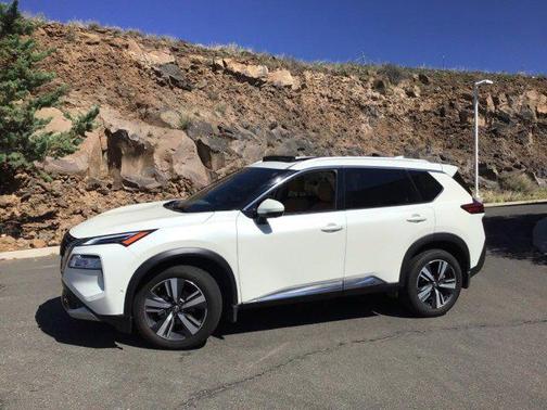 2022 Nissan Rogue Platinum