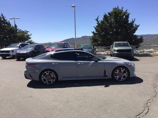 2018 Kia Stinger GT2