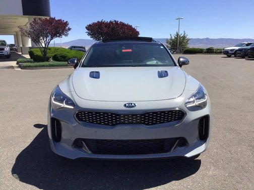 2018 Kia Stinger GT2