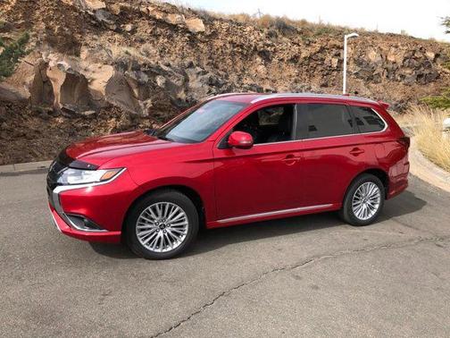 2020 Mitsubishi Outlander PHEV SEL